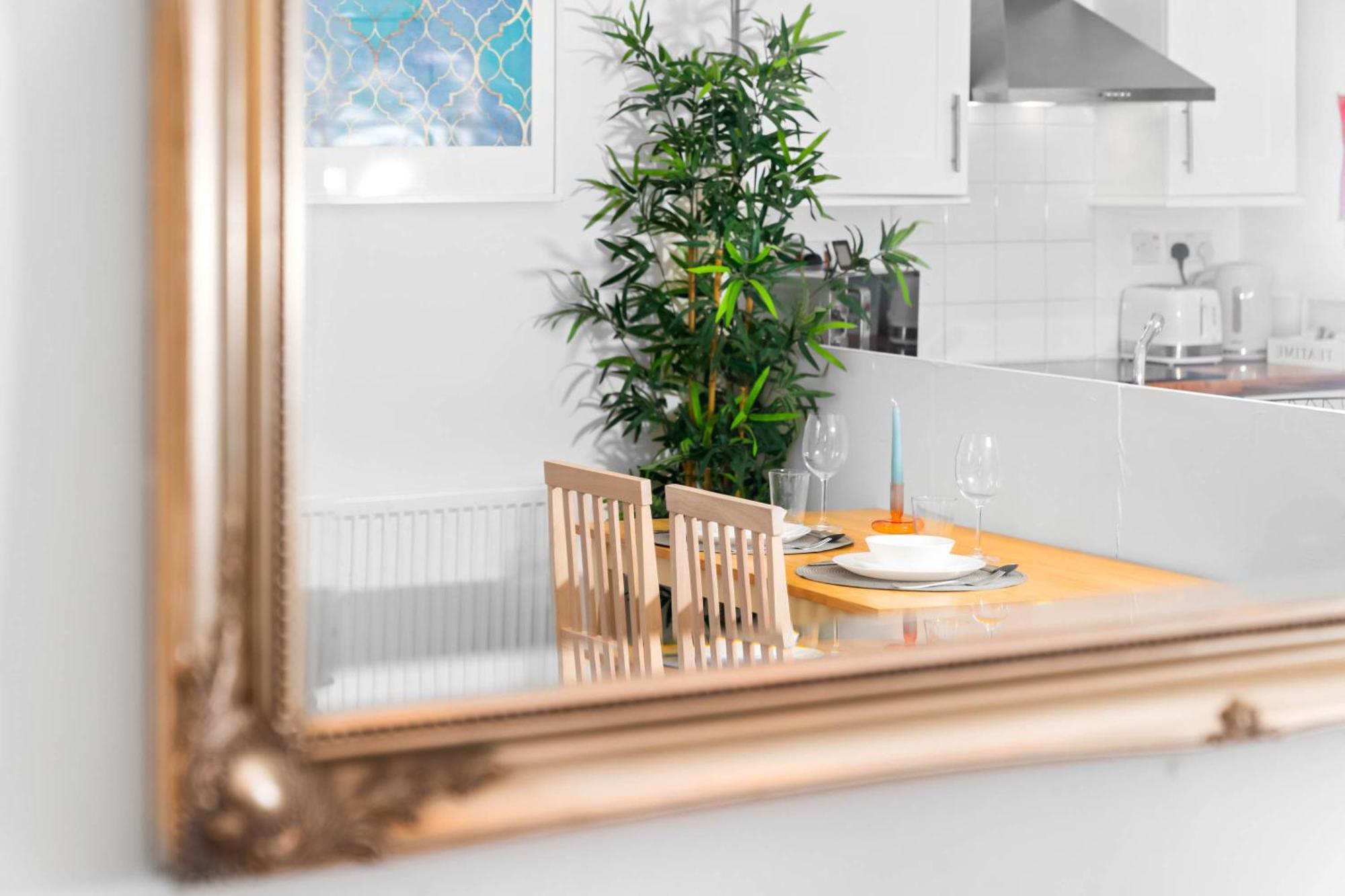 Luxury Apartment - Wolverhampton - Netflix - Smart Tv - Fast Wifi - 7Apc Exteriör bild