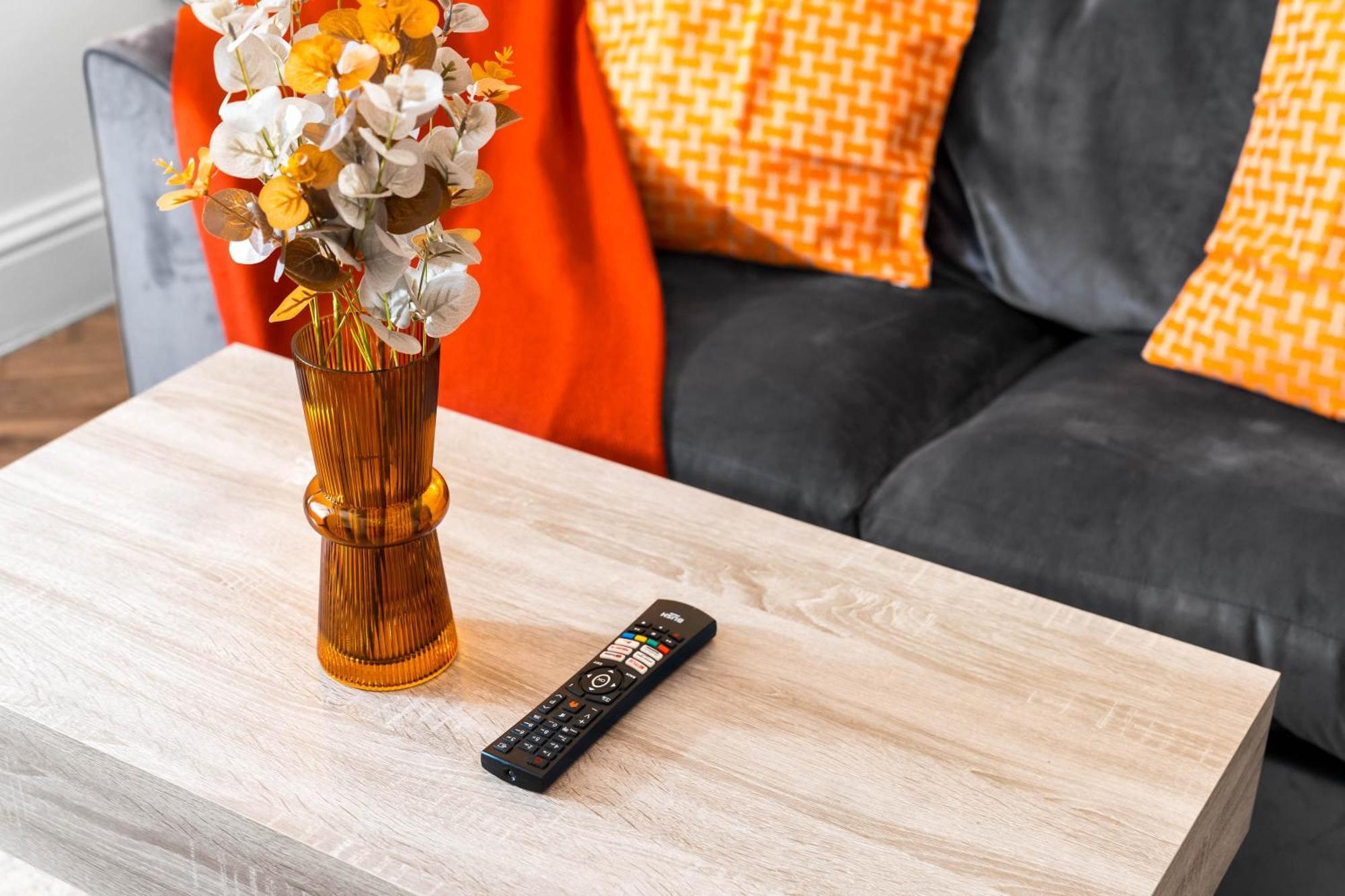 Luxury Apartment - Wolverhampton - Netflix - Smart Tv - Fast Wifi - 7Apc Exteriör bild